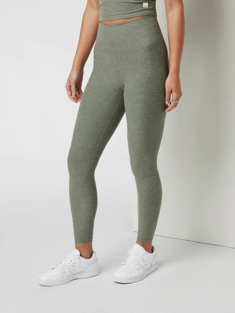 NWT Vuori Clean Elevation Legging Pistachio Heather Size M